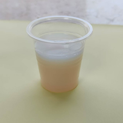 Un buen precio. Emulsión económica de cera de polietileno anti-fricción y anti-rasguños puede aumentar la suavidad y el brillo Mejorar la sensación y el pulido en línea