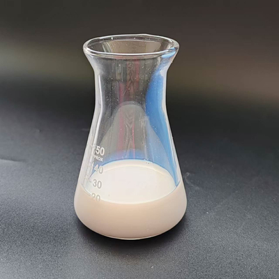 Un buen precio. Resistencia al desgaste Resistencia al envejecimiento Buena suavidad Alto punto de fusión Tipo suave Emulsión de cera de alta densidad para productos de caucho en línea
