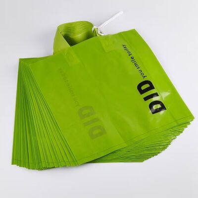 Un buen precio. Emulsión acrílica a base de agua de baja TG con buena resistencia al agua y resistencia al desgaste tiene buena adhesión a las películas en línea